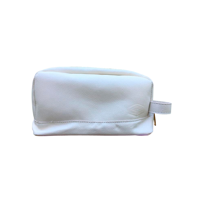 NECESSAIRE
